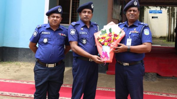 দুর্গাপুর থানা বার্ষিক পরিদর্শন করলেন পুলিশ সুপার মির্জা সায়েম মাহমুদ পিপিএম