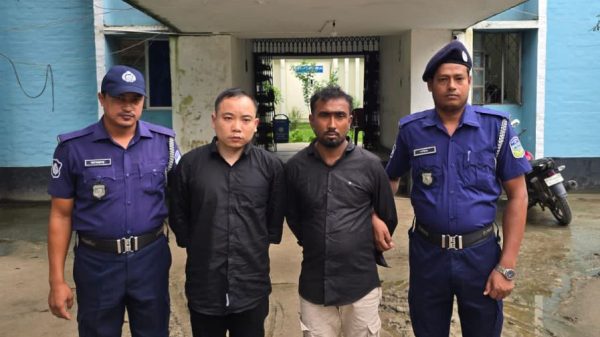 কেন্দুয়ায় চীনা নাগরিকসহ গ্রেফতার ২, উদ্ধার ৩