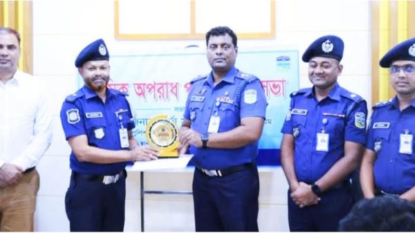 নেত্রকোণায় শ্রেষ্ঠ ওসি নির্বাচিত হলেন পূর্বধলার নুরুল আলম
