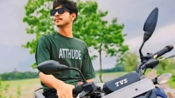 প্রতিপক্ষের হাতে প্রাণ গেল কলেজ শিক্ষার্থীর