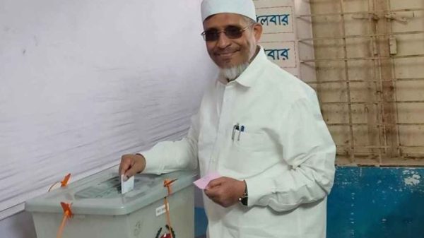 “আমি কল্পনা করিনি, জীবনে কখনো ভোট দিতে পারবো” সাবেক স্বরাষ্ট্র প্রতিমন্ত্রী লুৎফুজ্জামান বাবর