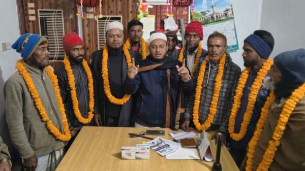মোহনগঞ্জে কৃষকদলের সভাপতি—সম্পাদকসহ ১০ নেতাকর্মী জামায়াতে যোগদান