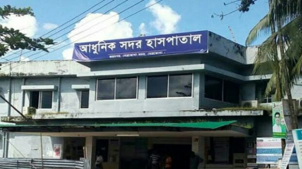 নেত্রকোণা আধুনিক সদর হাসপাতালে জলাতঙ্ক ভ্যাকসিনের তীব্র সংকট