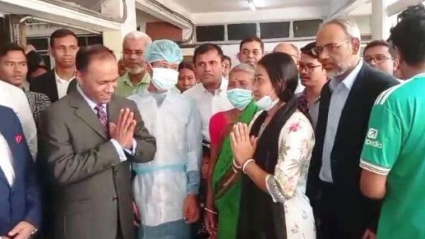 মায়ের আত্মত্যাগ ও কায়সার কামালের মহানুভবতার গল্প