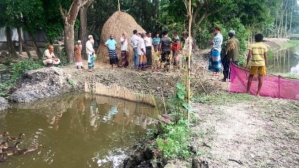 দখল—ভরাটে অস্তিত্বহীন কইজুরি খাল জীবিকা হারাচ্ছেন হাজারো কৃষক
