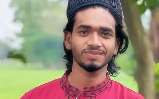 আটপাড়ায় বজ্রাপাতে যুবকের মৃত্যু