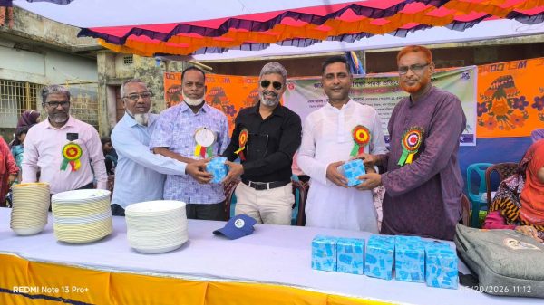 মোহনগঞ্জ বিদ্যালয়ে ১২টি প্রথম পুরস্কার