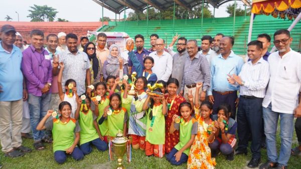 নেত্রকোণায় প্রাথমিক বিদ্যালয় গোল্ডকাপ ফুটবল টুর্নামেন্টের ফাইনাল অনুষ্ঠিত