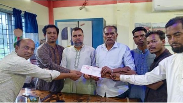 কেন্দুয়া প্রেসক্লাবে মটরযান কর্মচারী ইউনিয়নের নব নির্বাচিত কমিটির সৌজন্য সাক্ষাৎ