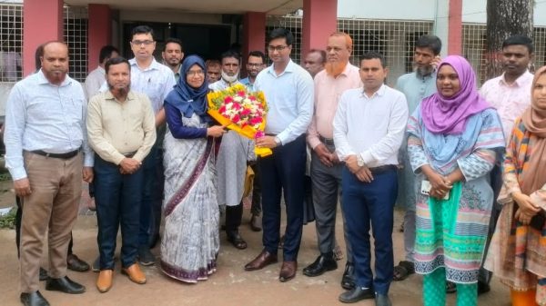 বারহাট্টায় নবাগত ইউএনও সেলিনা আক্তারের যোগদান