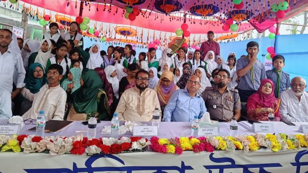 বারহাট্টার রূপগঞ্জ বালিকা উচ্চ বিদ্যালয়ে ভার্চুয়াল বৃক্ষরোপণ কর্মসূচির উদ্বোধন করেন প্রধানমন্ত্রী