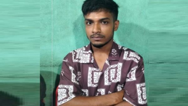 মোহনগঞ্জে চতুর্থ শ্রেণির ছাত্রীকে ধর্ষণ মামলায় যুবক গ্রেপ্তার