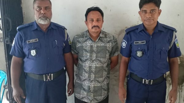 যৌতুক মামলায় ২ বছরের সাজাপ্রাপ্ত পলাতক আসামি ঢাকায় গ্রেপ্তার
