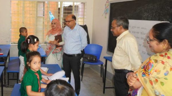 জাহানারা সরকারি প্রাথমিক বিদ্যালয় পরিদর্শনে জেলা প্রশাসক খন্দকার মুশফিকুর রহমান