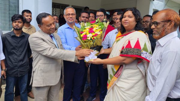 নেত্রকোণা বিশ্ববিদ্যালয়ের উপাচার্য হিসেবে দায়িত্ব গ্রহণ করলেন প্রফেসর ড. মোঃ খালেদ উজ্জামান